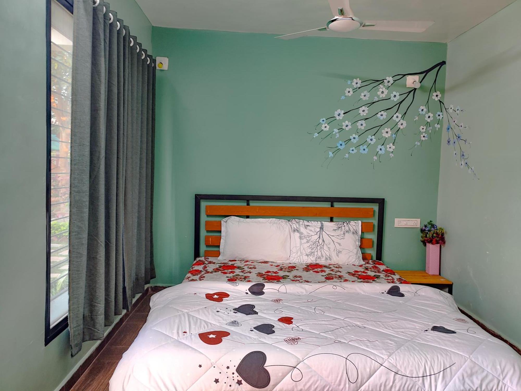 Van Vagdo Resort Rajpipla Exterior photo