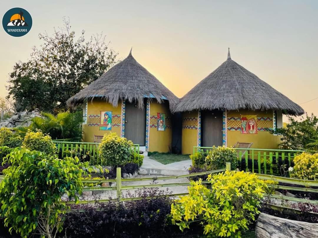 Van Vagdo Resort Rajpipla Exterior photo
